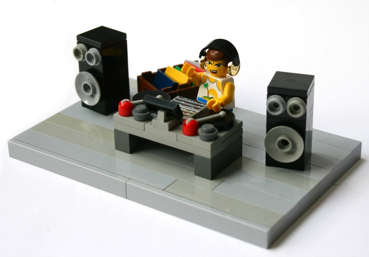 Lego DJ setup