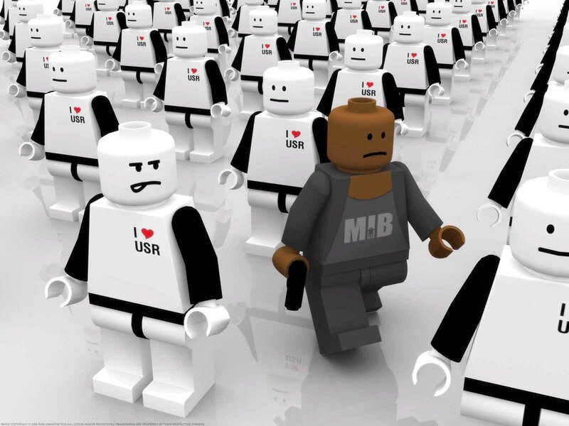 Lego figure with MIB shirt