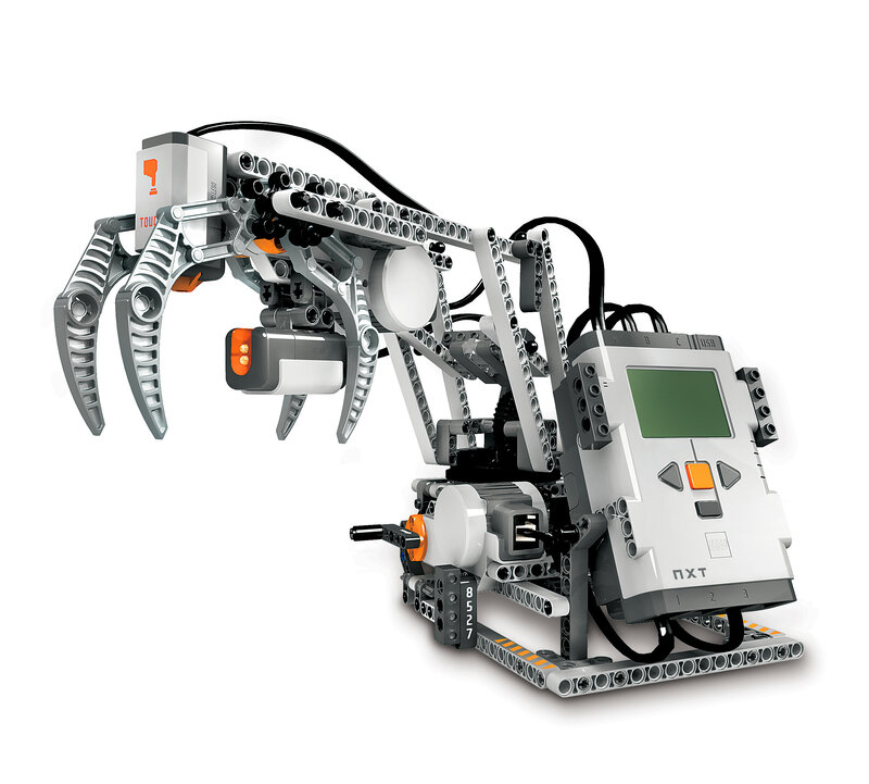 Lego Mindstorms robot arm