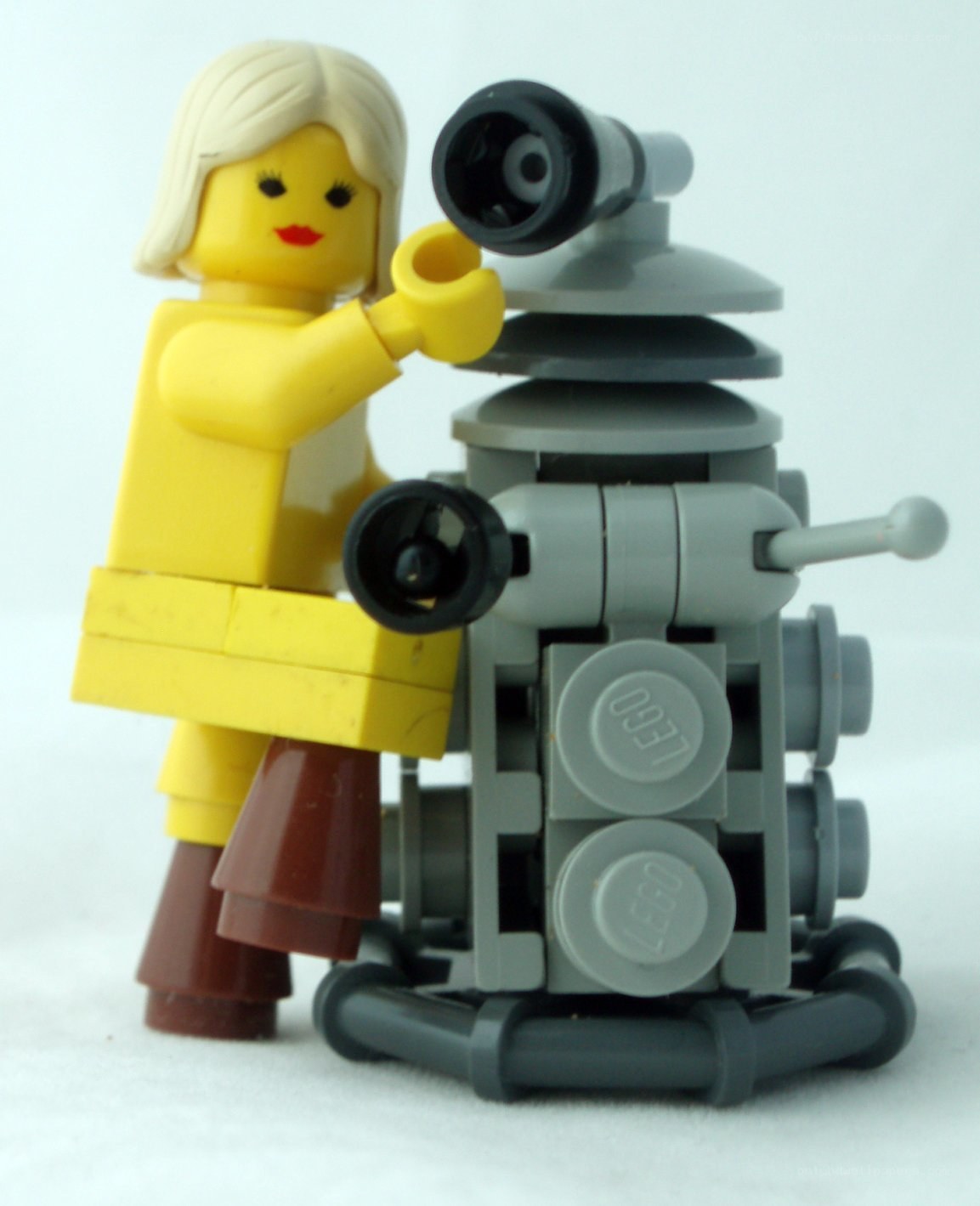 Lego minifigure with robot
