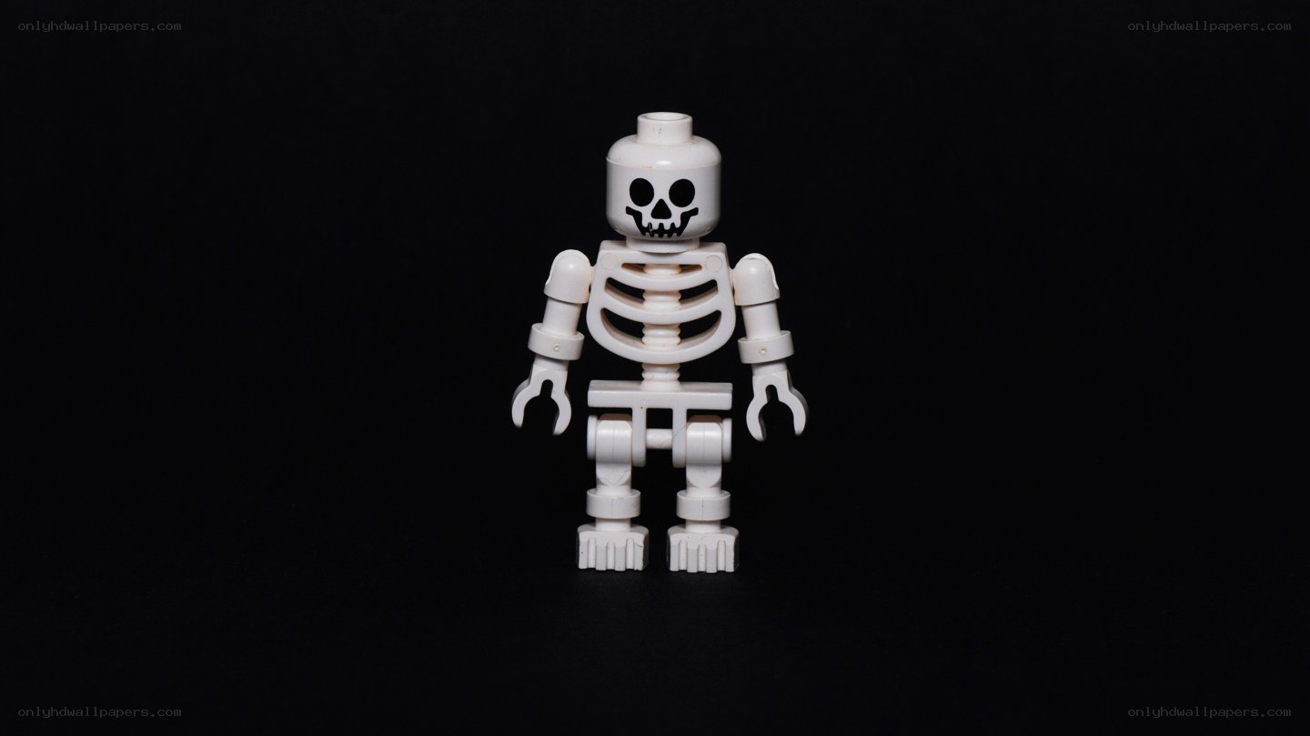 Lego skeleton minifigure