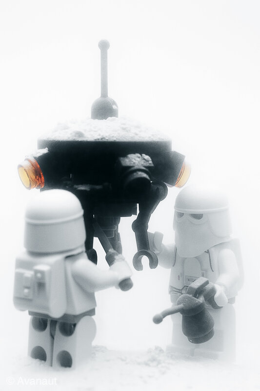 Lego snow scene with droids