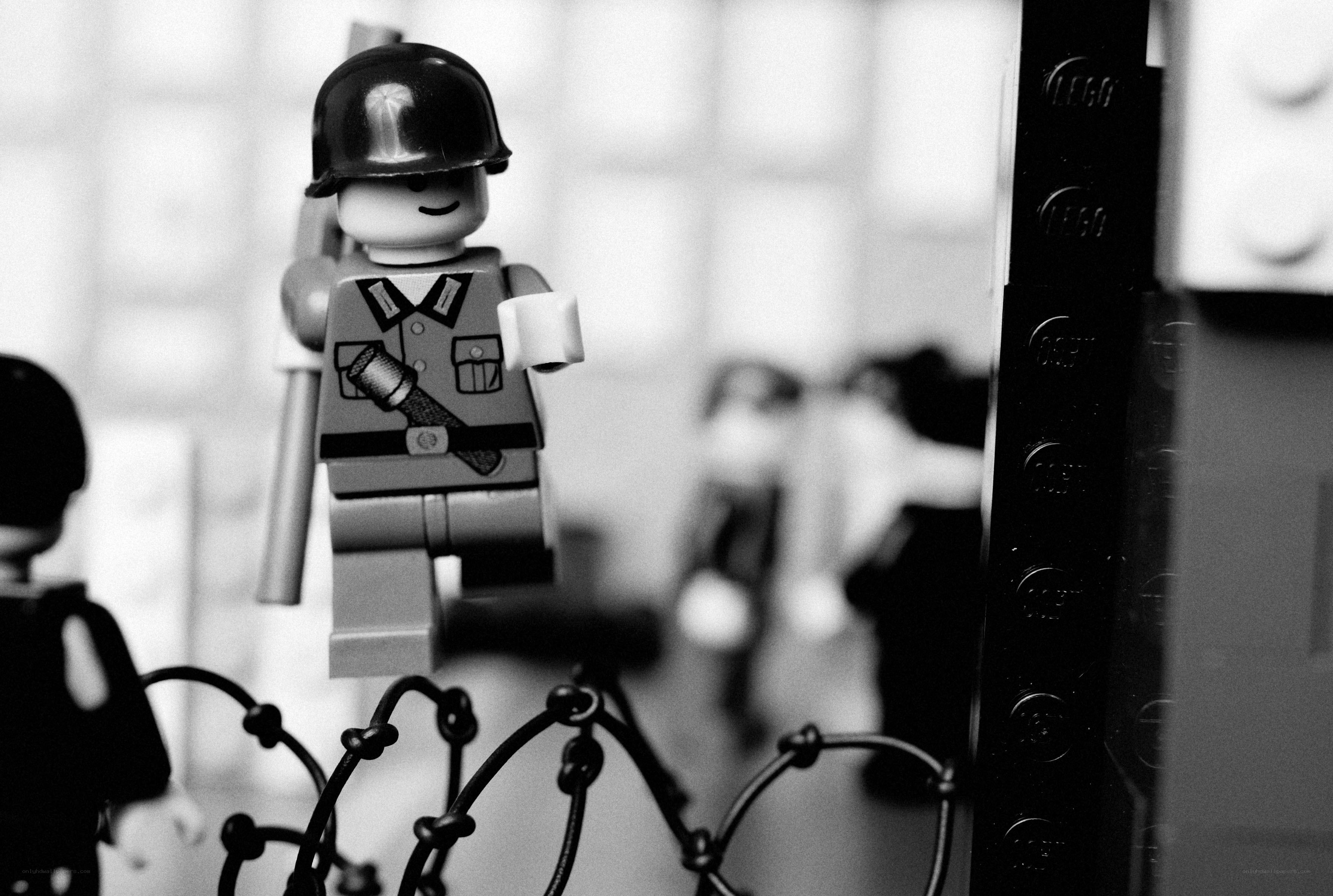 Lego soldier minifigure