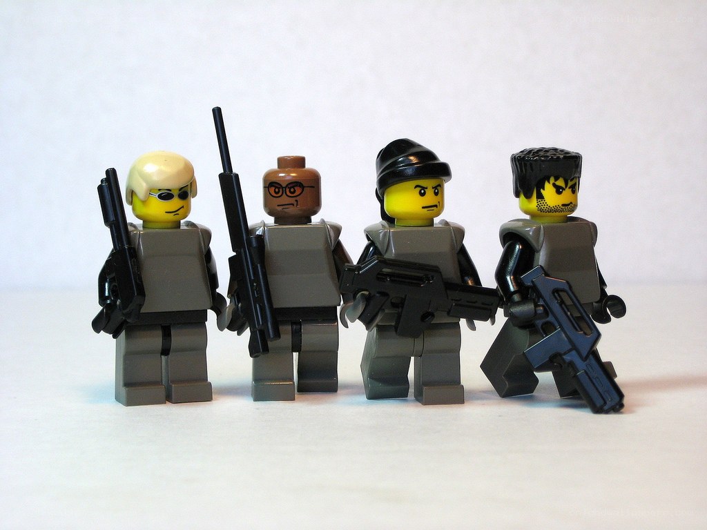 Lego soldiers with weapons