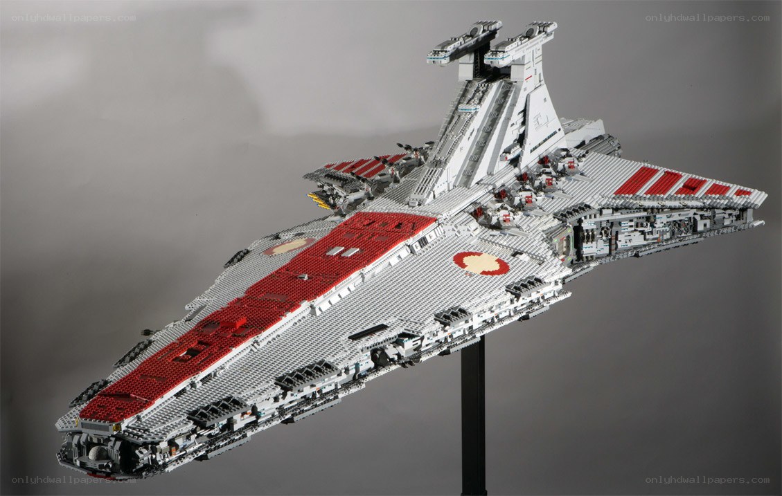 LEGO Star Wars Imperial-class Star Destroyer