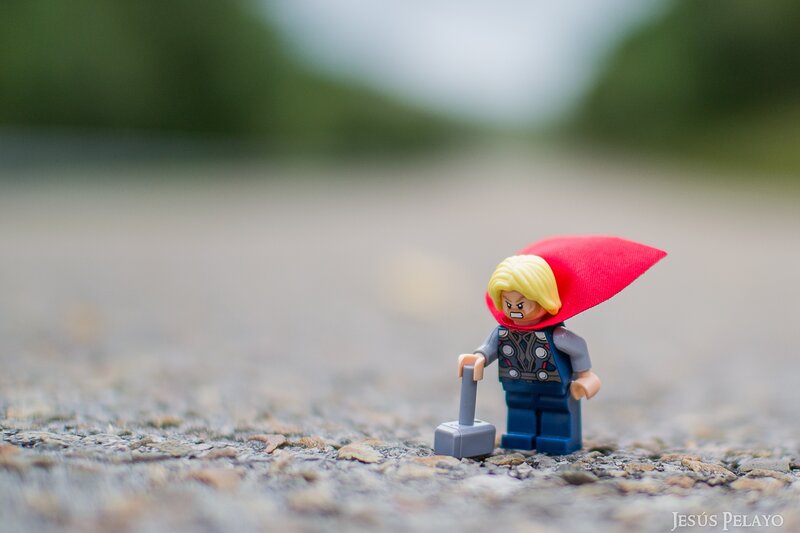 Lego Thor Minifigure