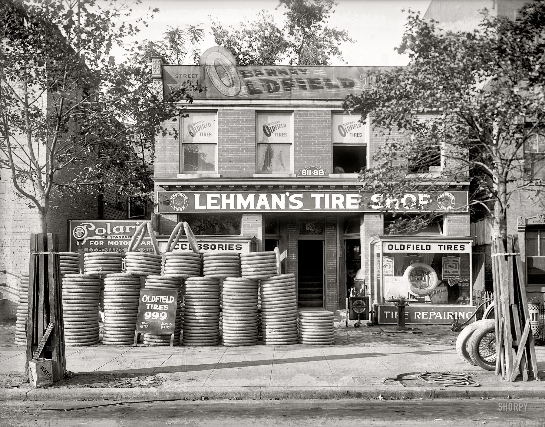 Lehman's Tire Shop storefront