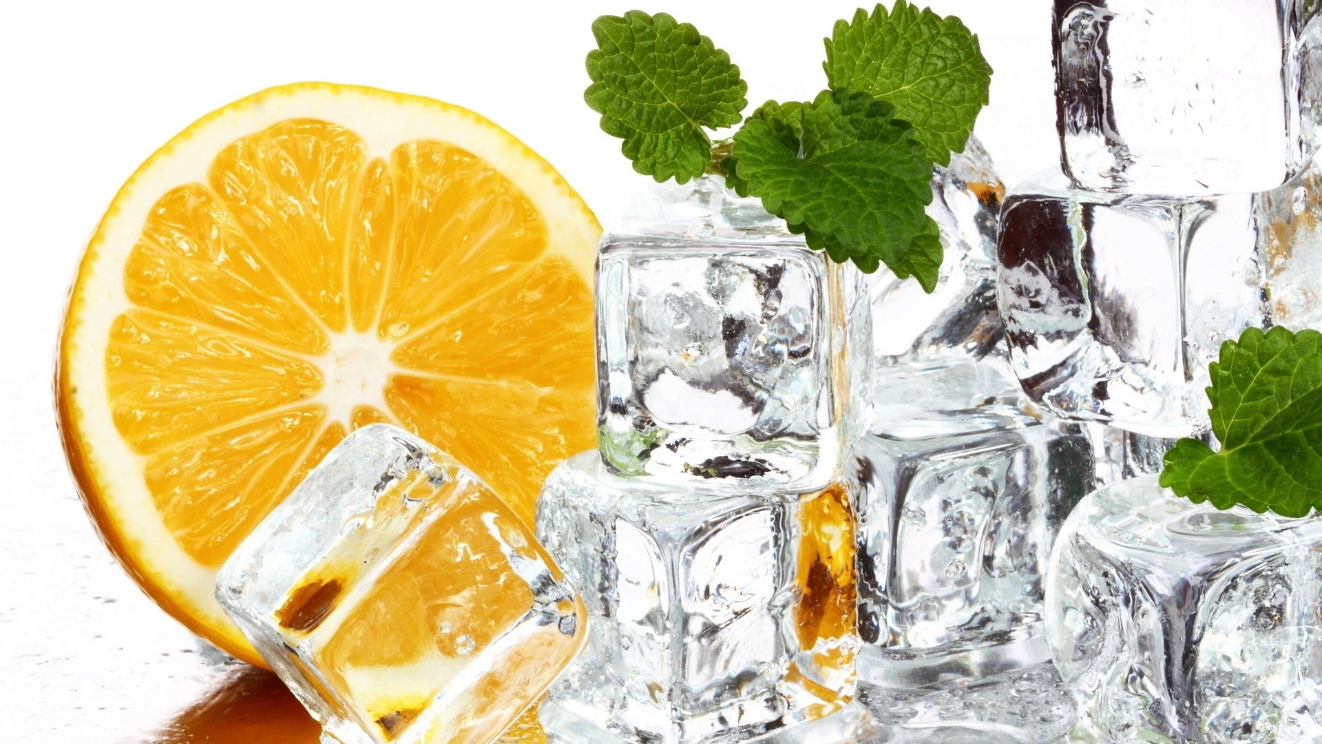 lemon and mint with ice cubes
