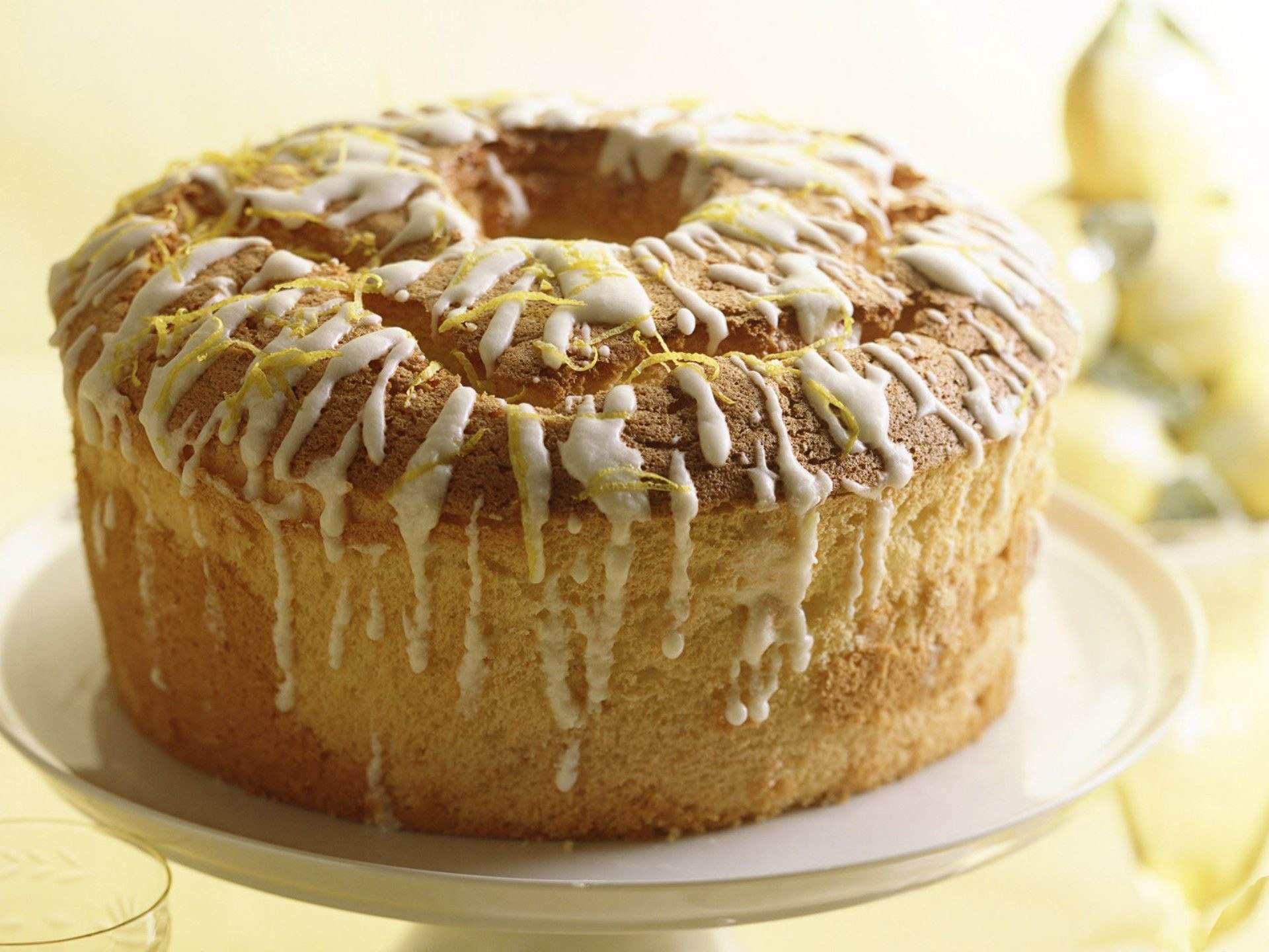 lemon drizzle cake