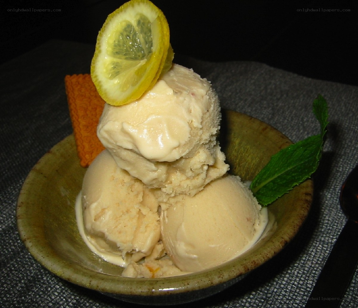 lemon ice cream dessert