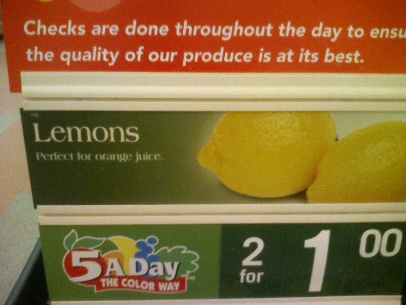 Lemon produce display