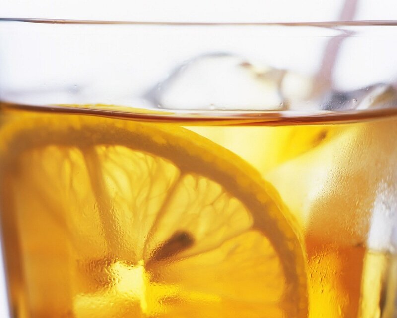 lemon slice in a drink