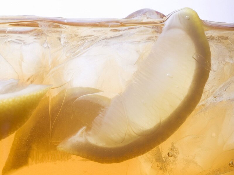 Lemon Slice in Drink — Yellow