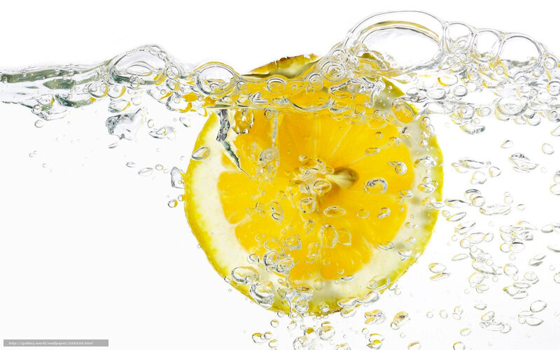 Lemon Slice in Water — Yellow, Refreshing