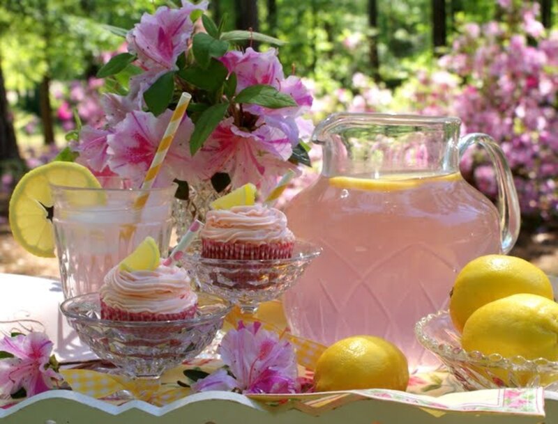Lemonade and Cupcakes