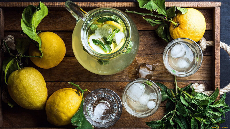 Lemonade with Lemons — Yellow, Refreshing, Photograph