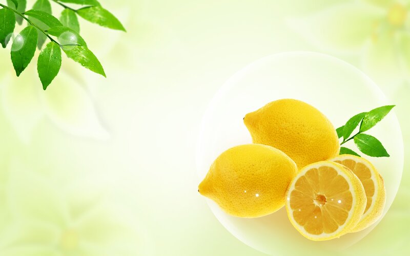 Lemons on a Plate — Yellow