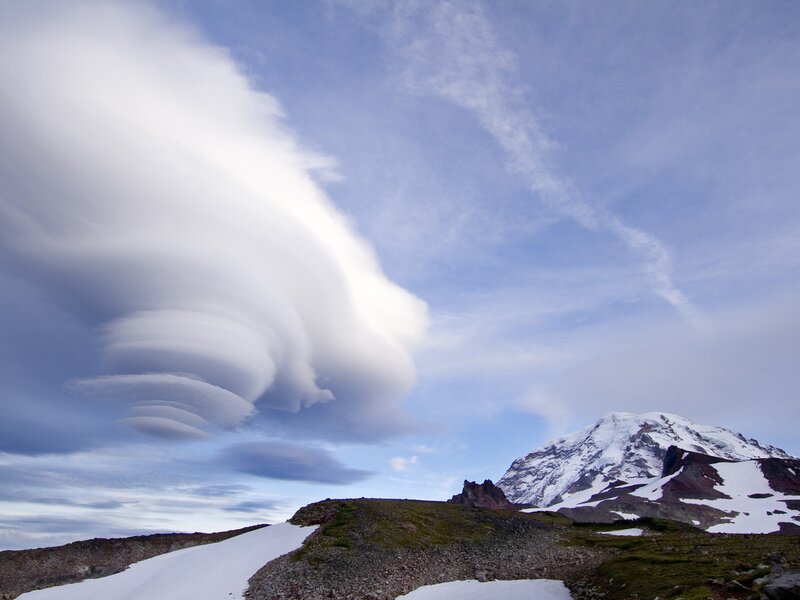 Lenticular Cloud over Mountain — Blue, Dramatic