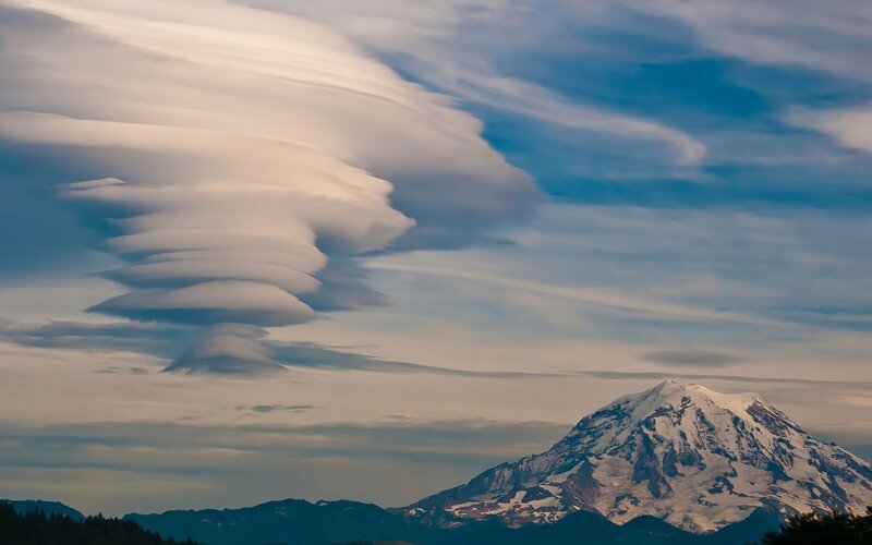 Lenticular Clouds over Mountain — Blue, Dramatic