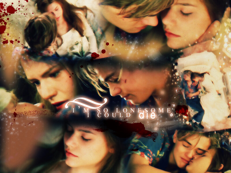 Leonardo DiCaprio and Kate Winslet — Red