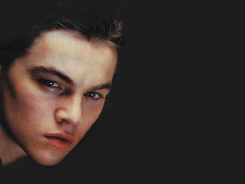 Leonardo Dicaprio Portrait — Black, Serious