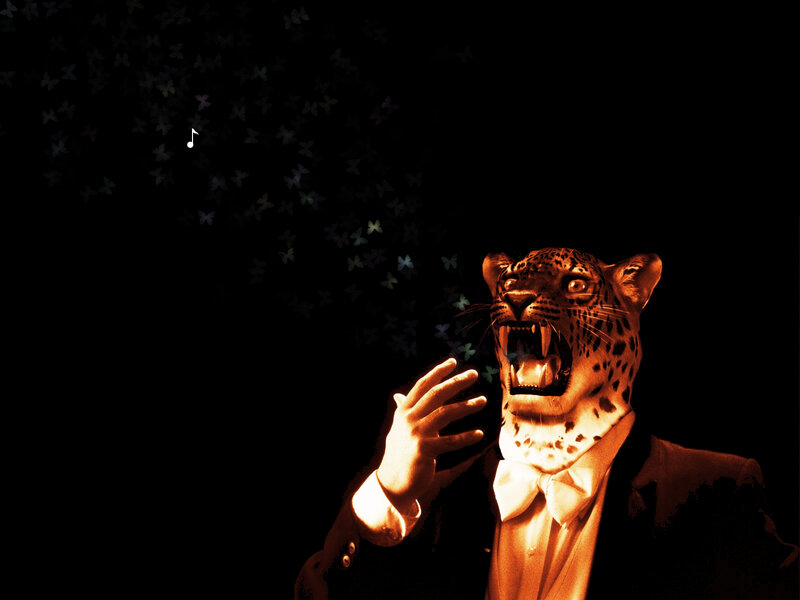 leopard-headed conductor