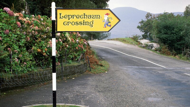 Leprechaun crossing sign