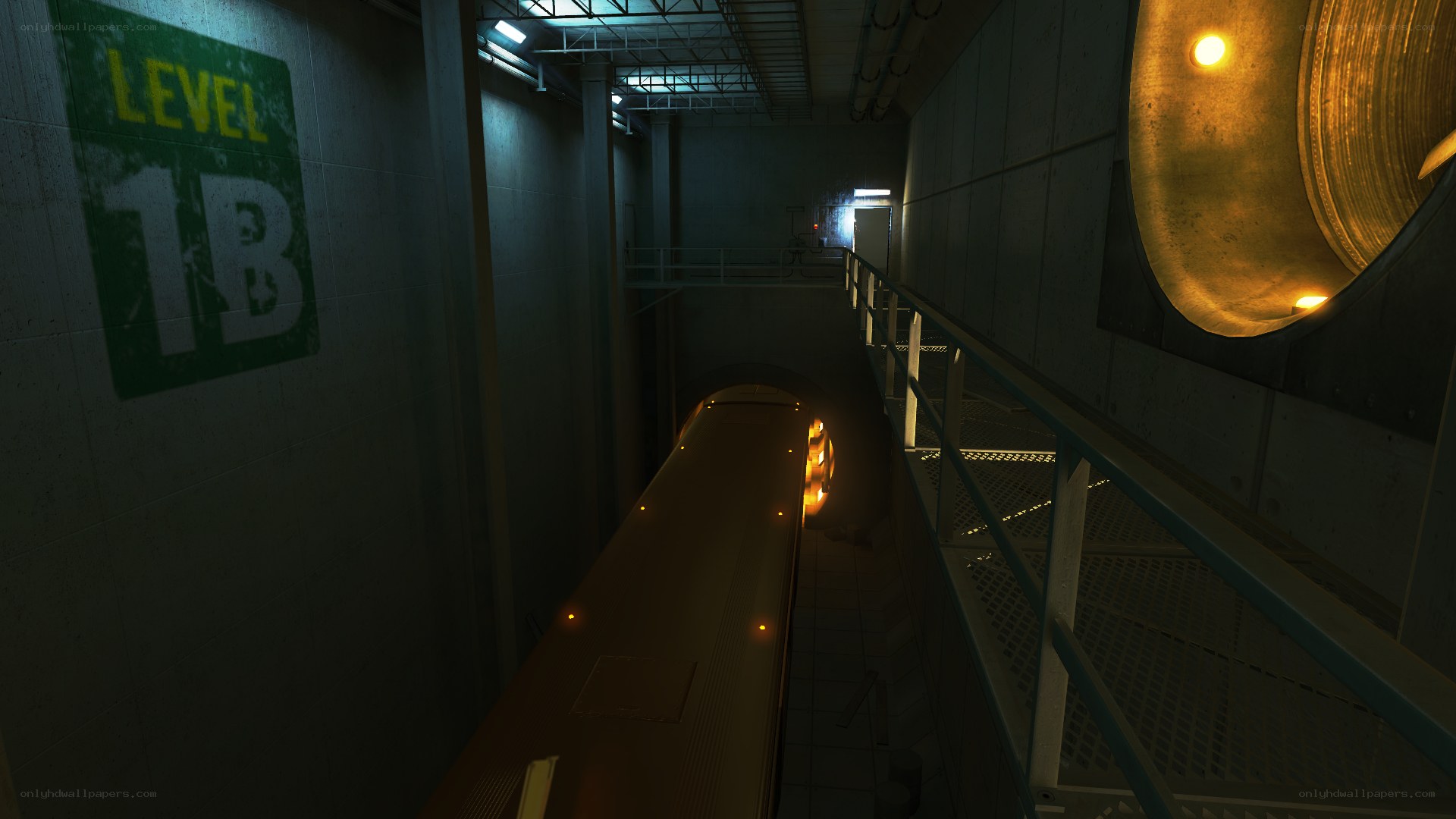 Level 1B corridor with train