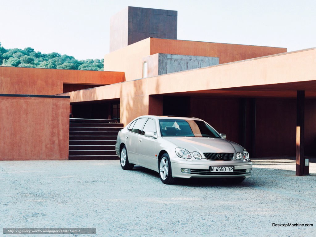 Lexus GS in modern architecture