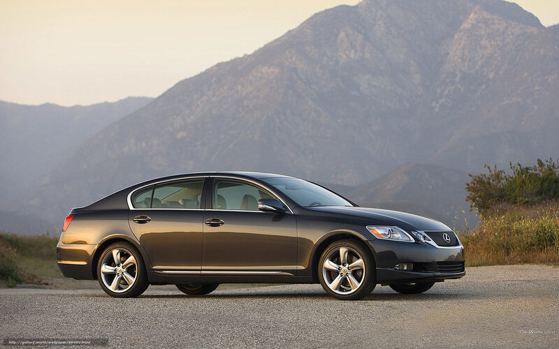 Lexus GS sedan on mountain road