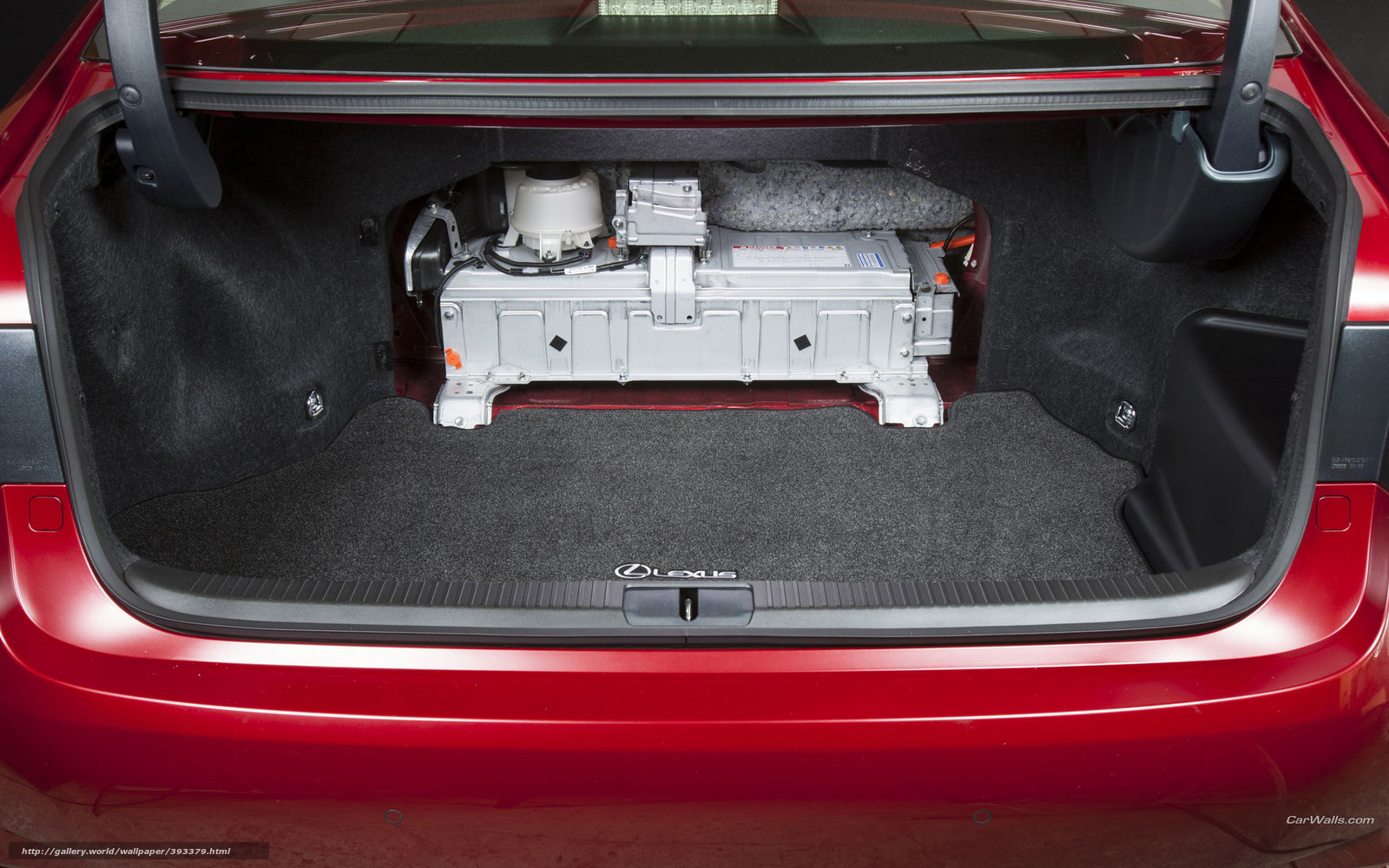 Lexus hybrid battery compartment