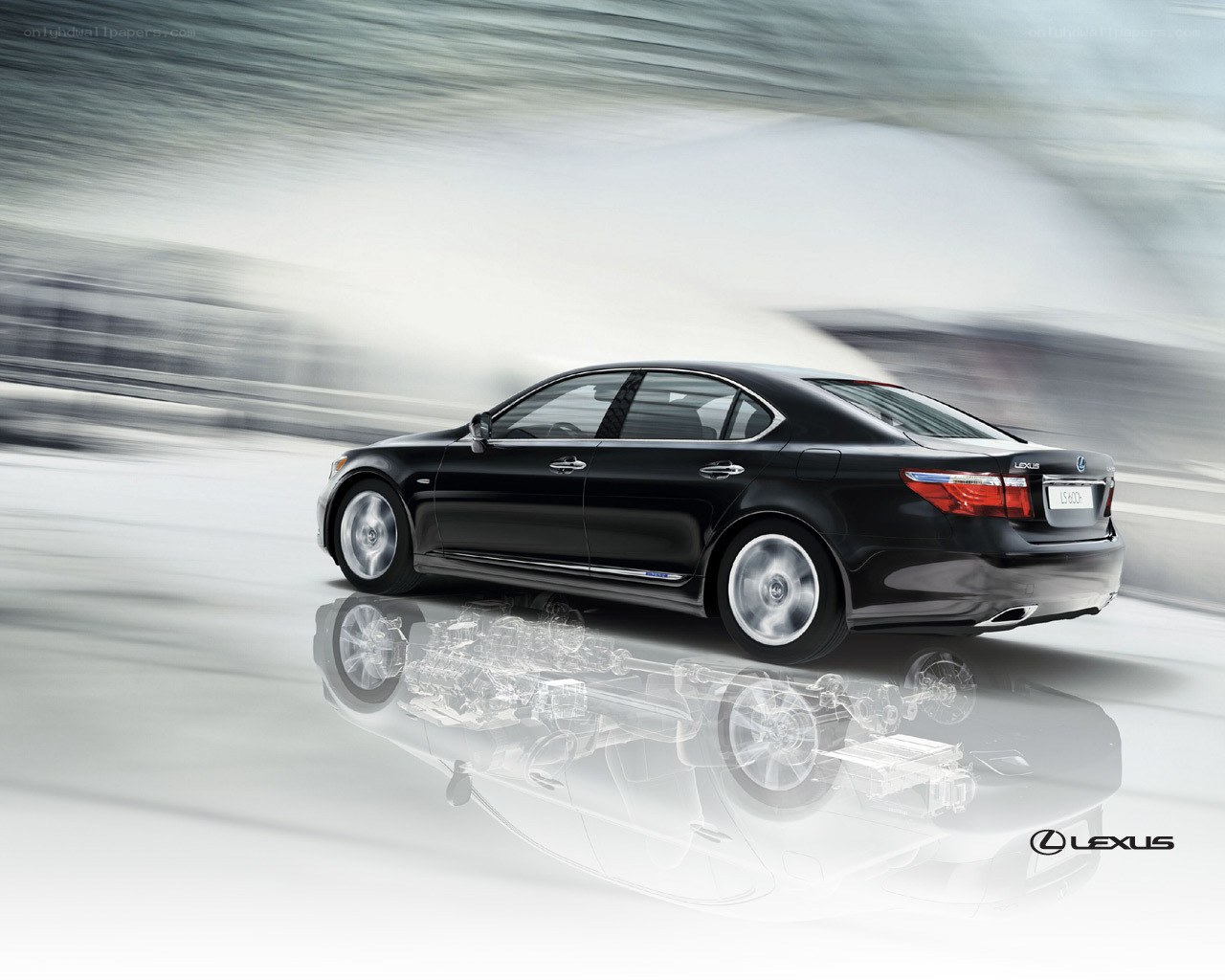 Lexus LS 600h in motion