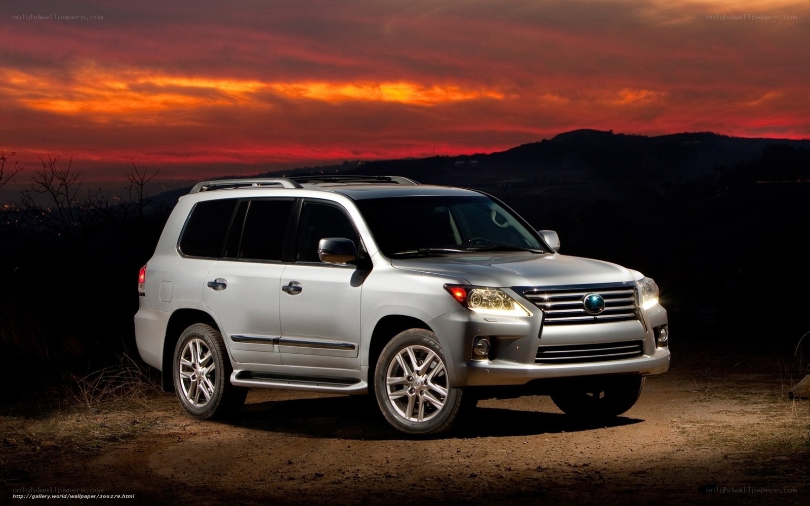 Lexus LX 570 at sunset