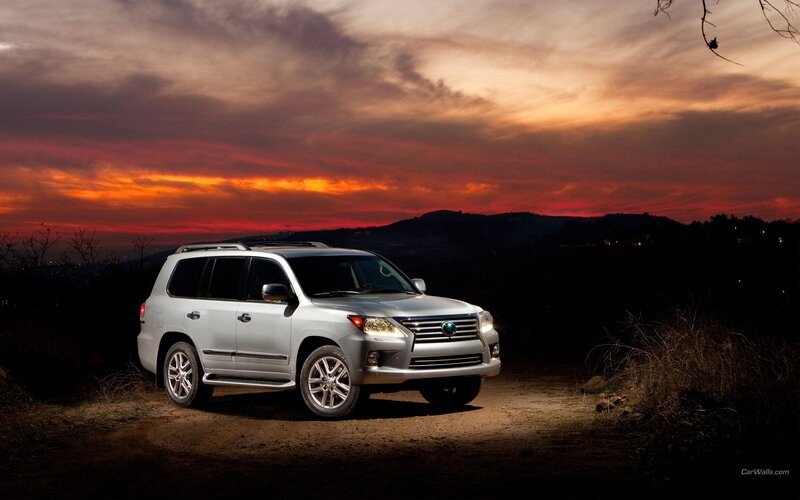 Lexus LX at sunset