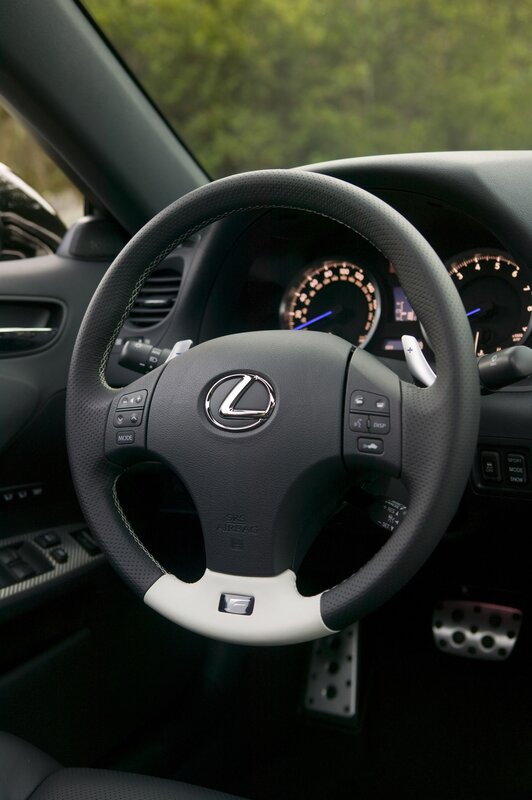 Lexus steering wheel interior