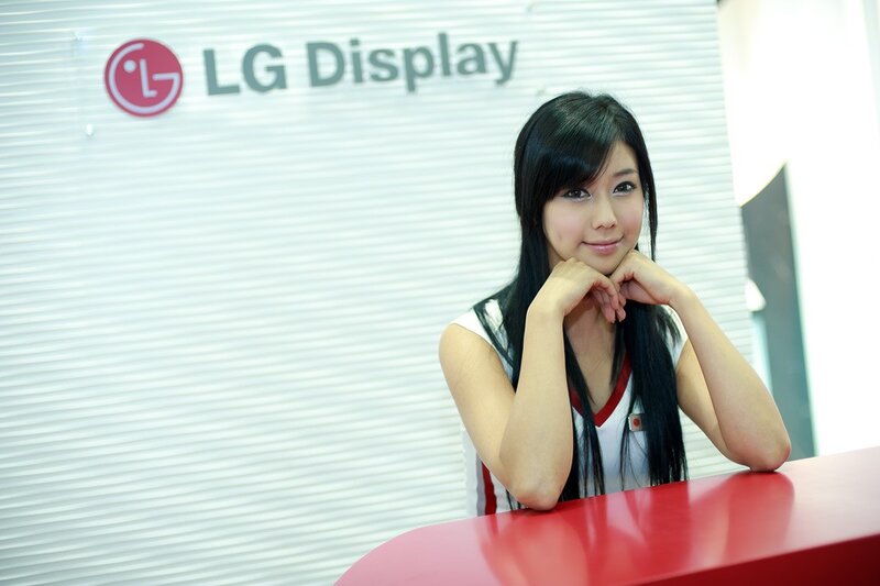 LG Display event model