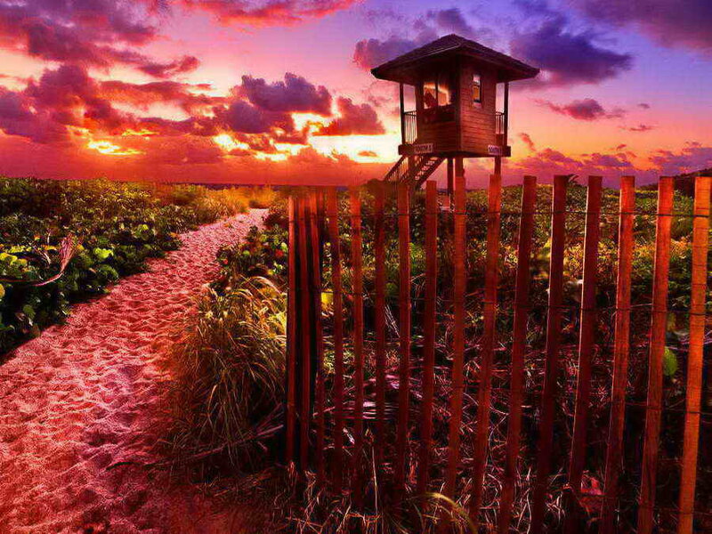 Lifeguard Tower at Sunset — Red