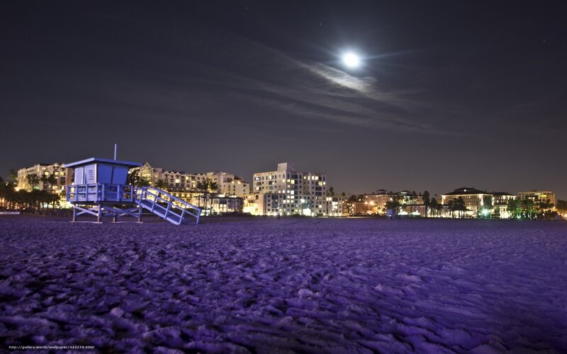 Lifeguard Tower on Beach — Purple, Serene