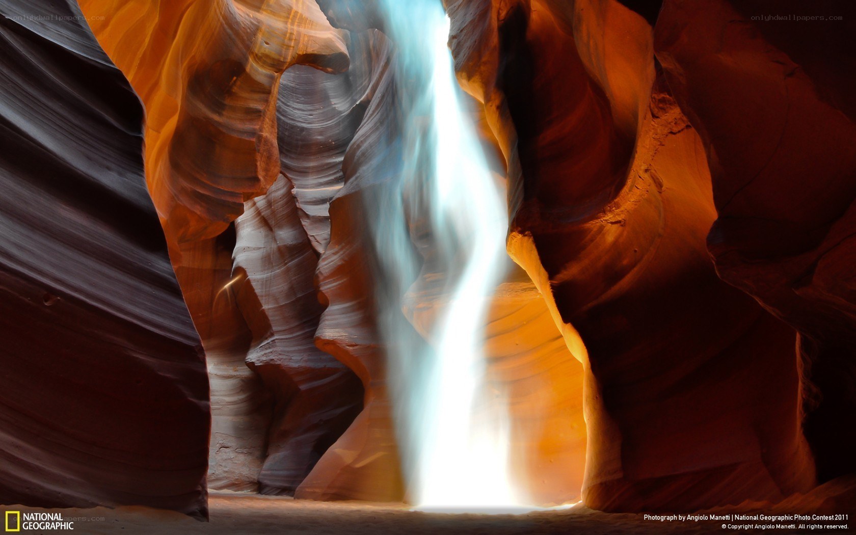 Light beam in a canyon