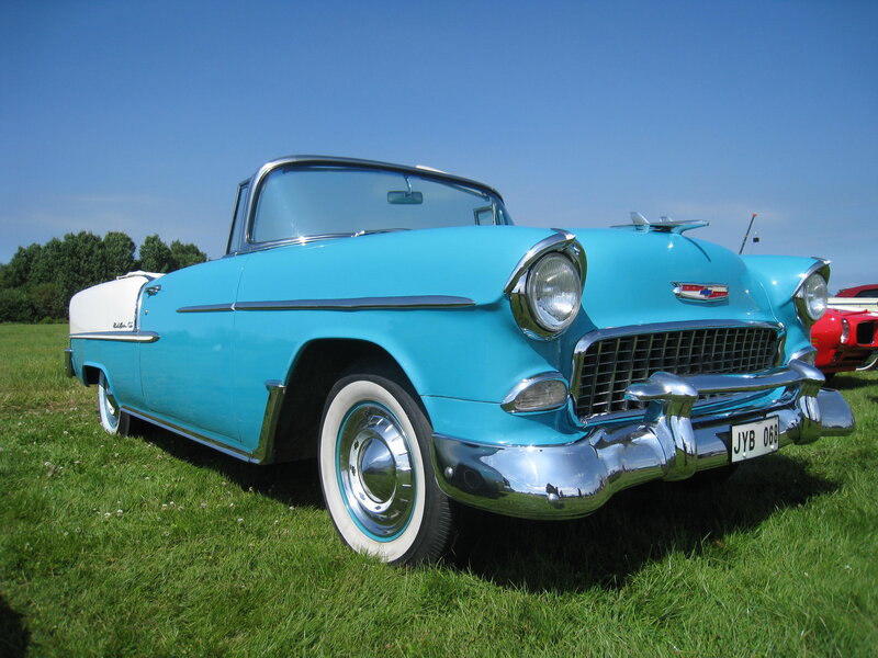 Light Blue Classic Car — Cyan, Serene