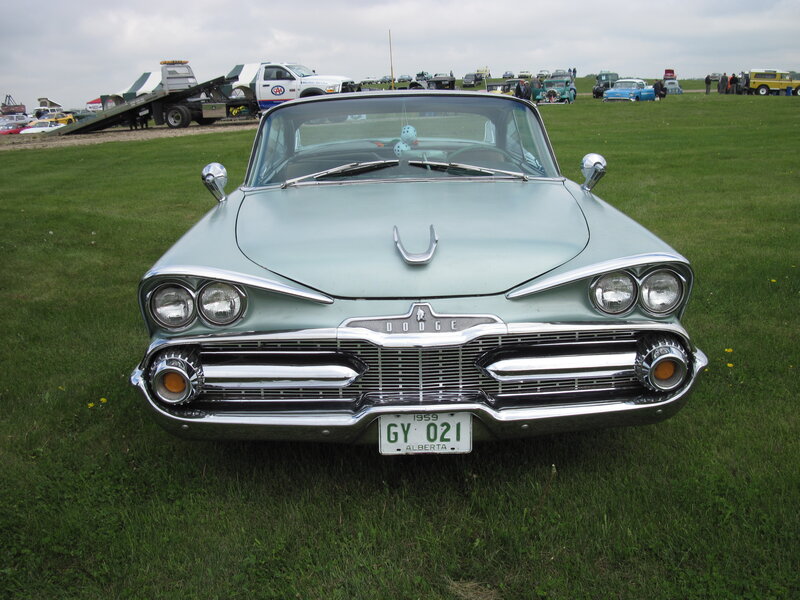 Light-blue Classic Car — Green