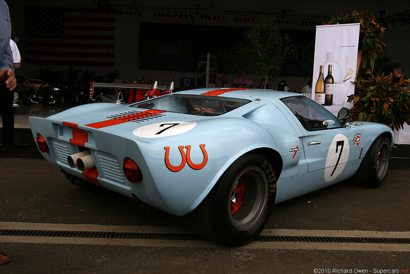 Light-blue Race Car — Blue