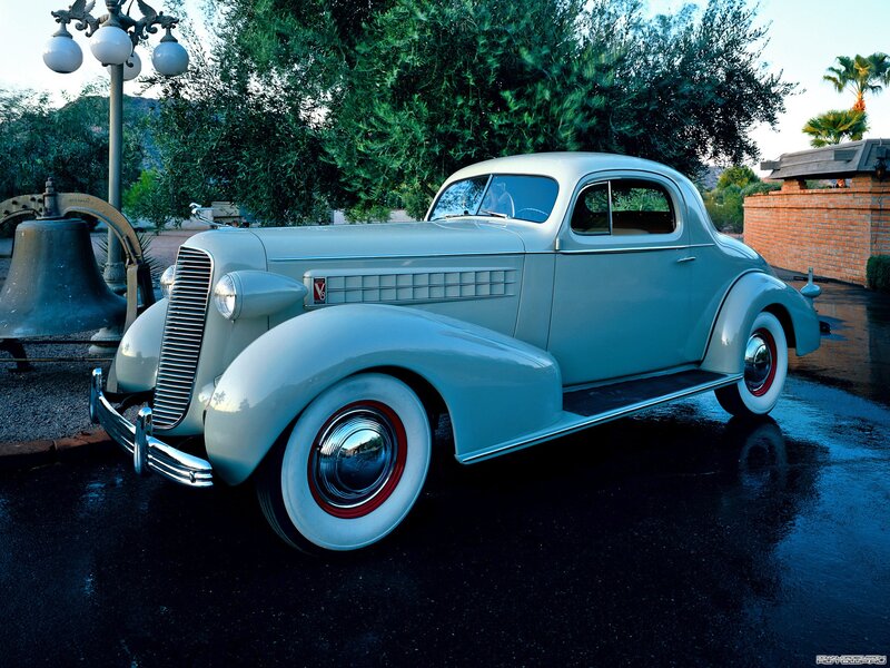 Light-blue Vintage Car — Blue, Serene, Sunset