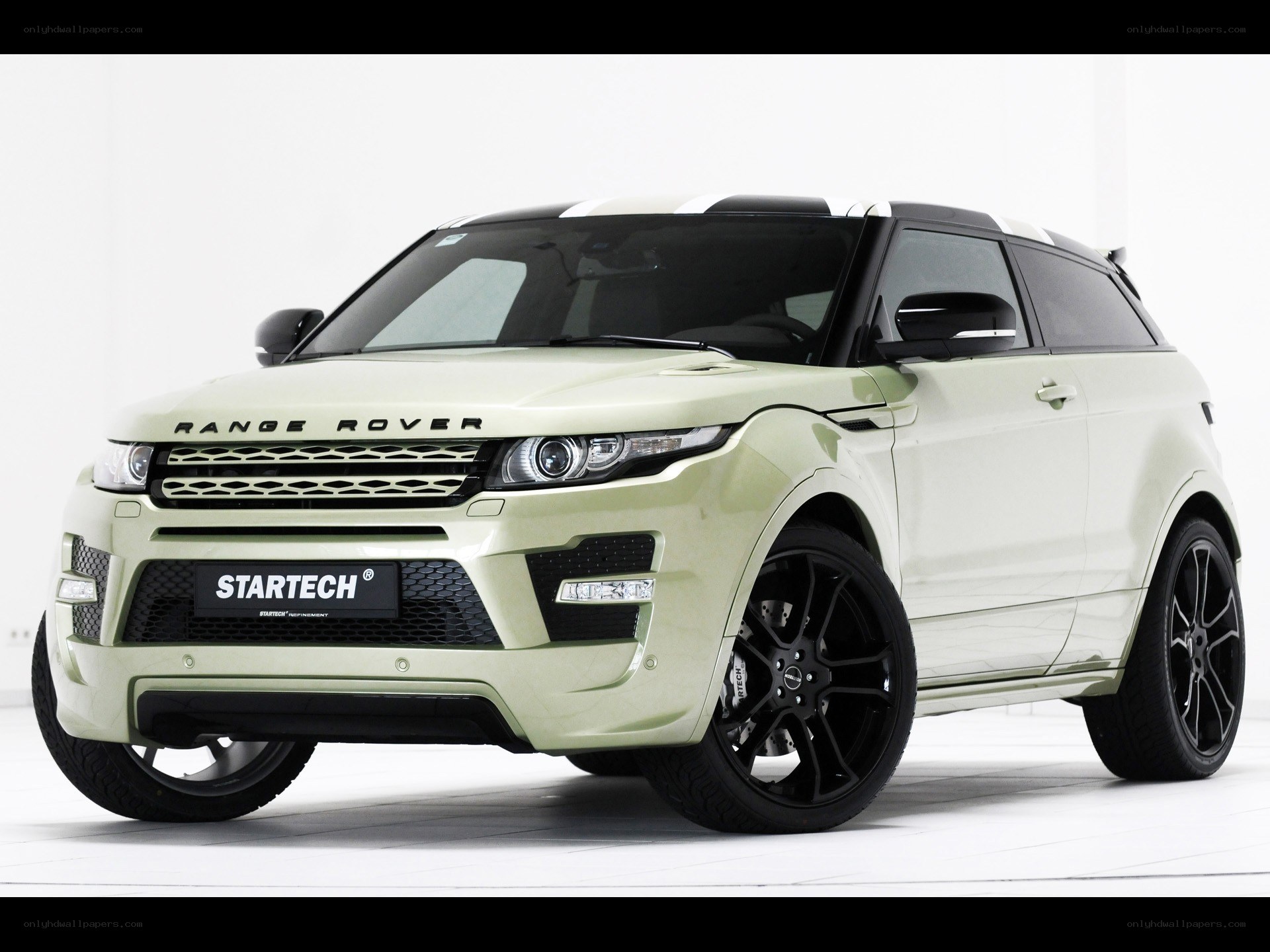 Light green Range Rover Evoque