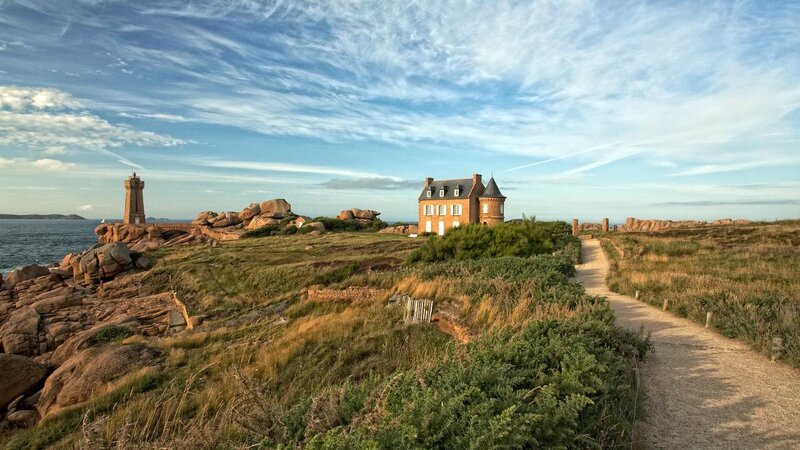 Lighthouse and House on Coast — Blue