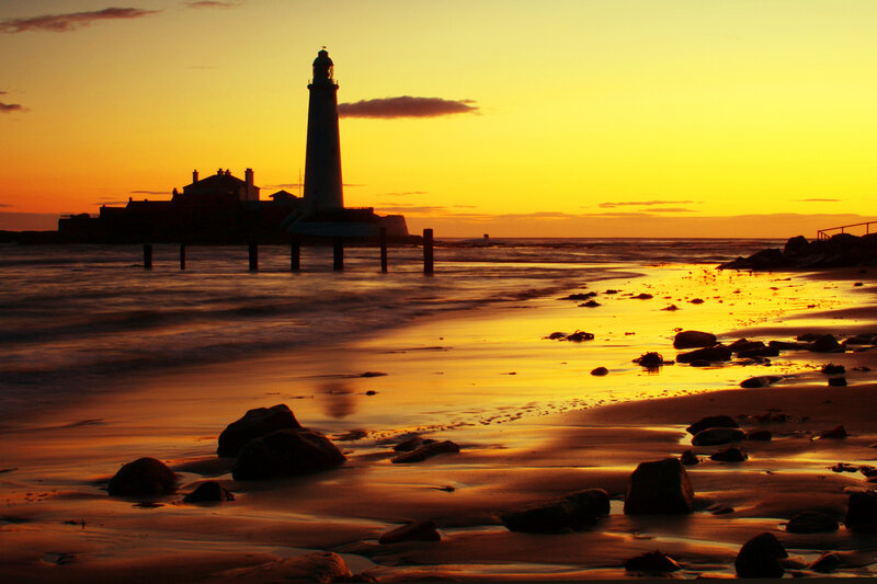 Lighthouse at Sunset — Yellow