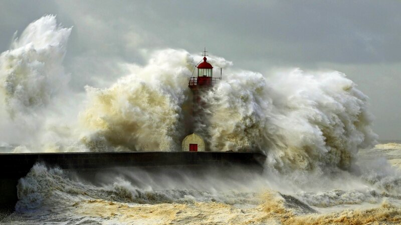 Lighthouse in Storm — Gray, Dramatic, Photograph, Waves, Sea, Sky