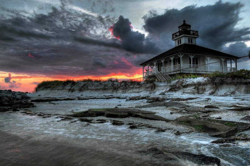 Lighthouse on Cliff — Gray