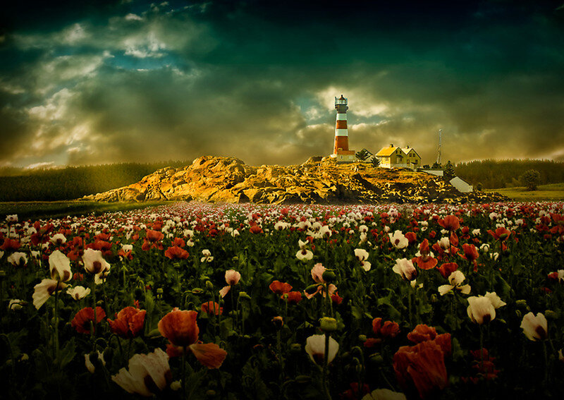 Lighthouse on Rocky Hill — Green