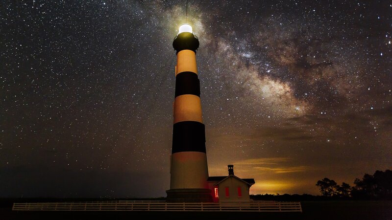 Lighthouse under Stars — Black